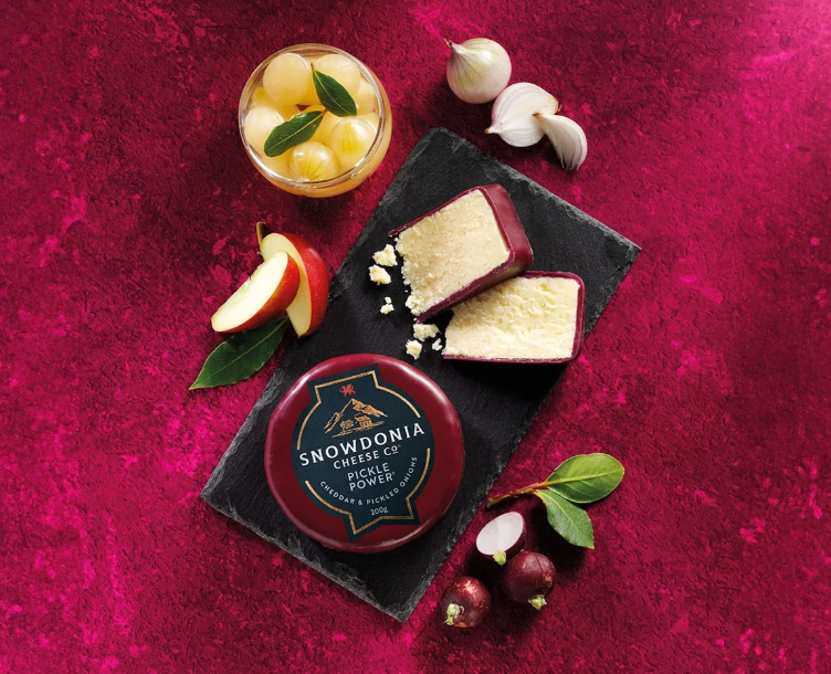 Snowdonia Pickle Power Cheddar 200g